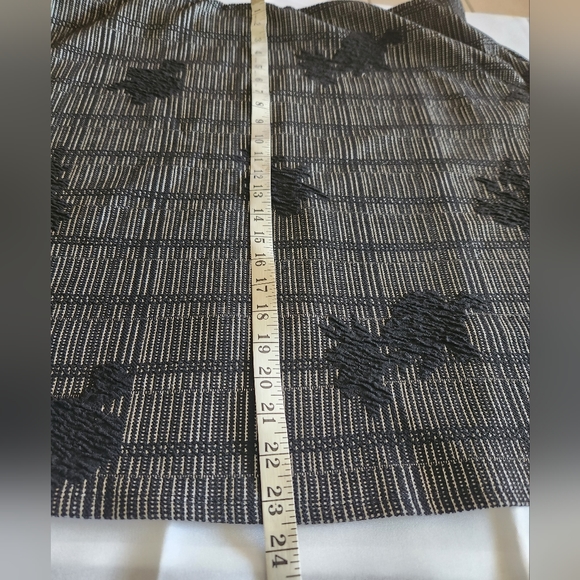 2x "Margaret M" MELISSA EMBROIDERED KNIT SKIRT - Picture 4 of 8